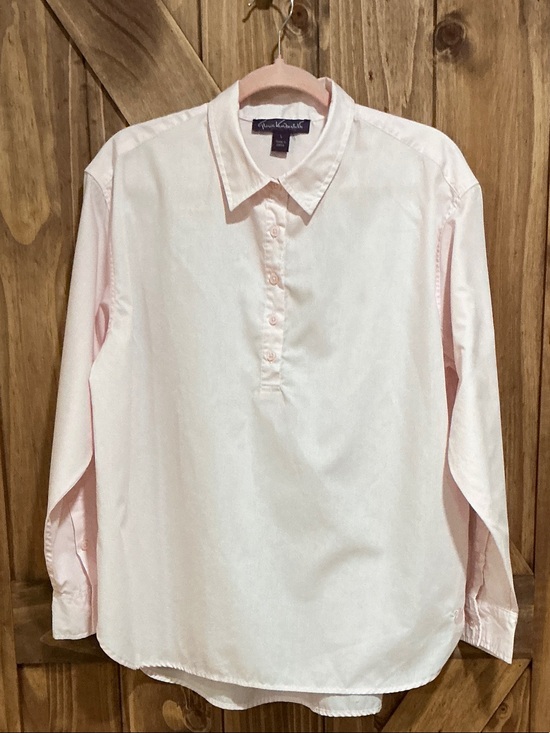 Gloria Vanderbilt Tops - Gloria Vanderbilt Light Pink Button-Placket Long Sleeve Shirt